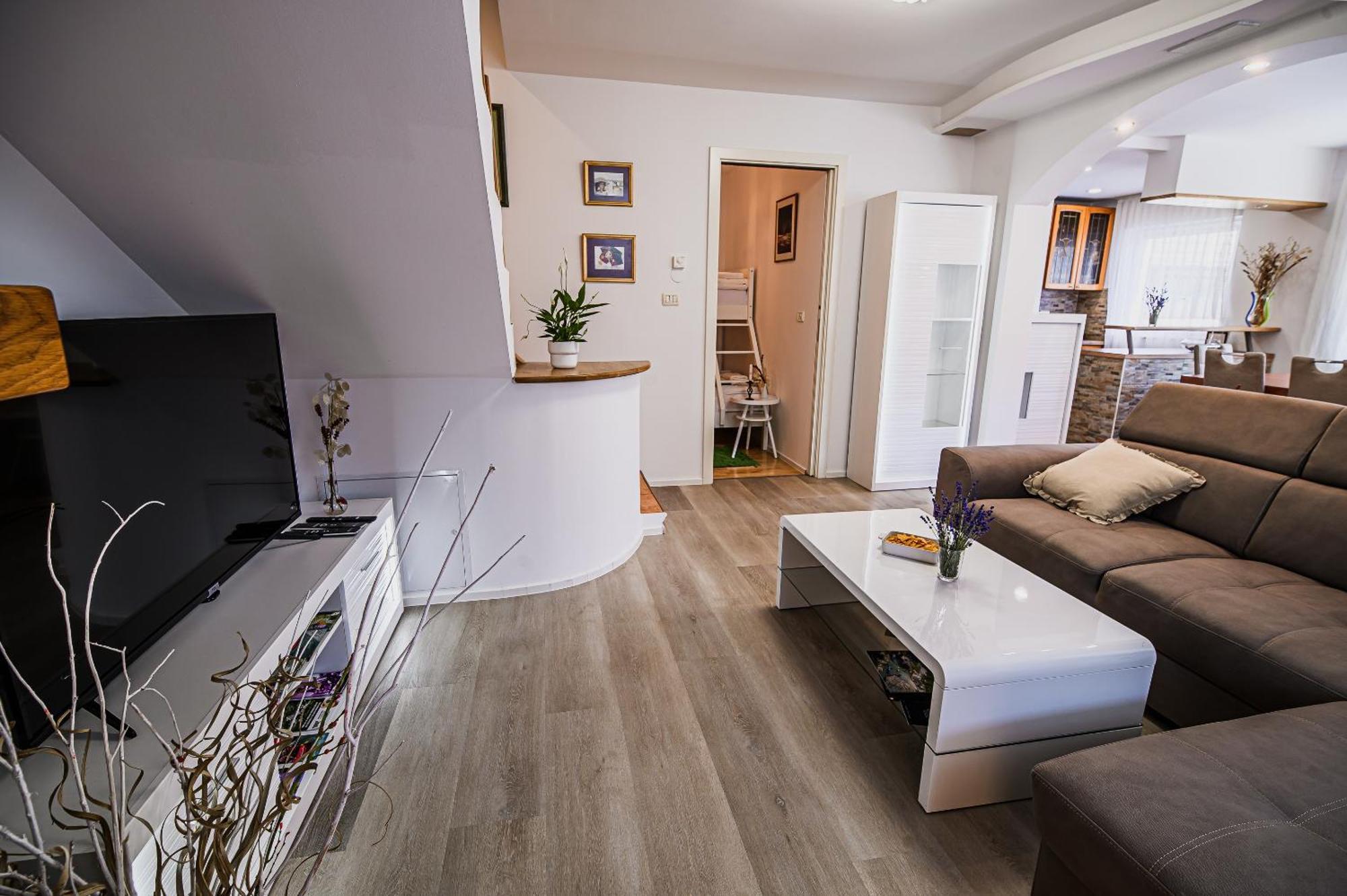 Apartments 888 Бовец Екстериор снимка